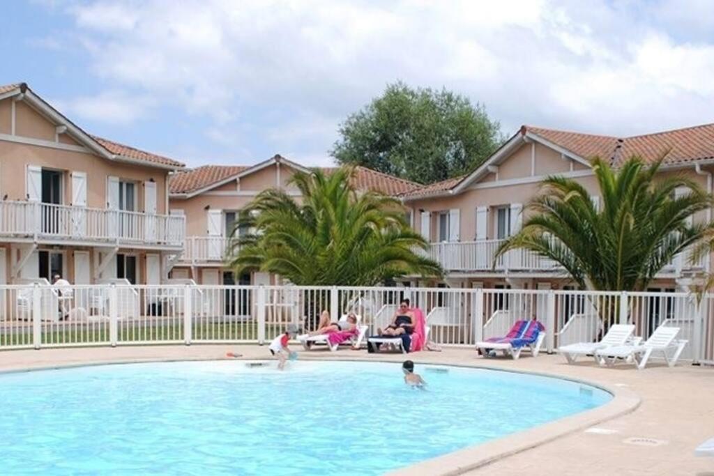 T3 En Duplex Avec Grande Piscine Apartment Anglet Ngoại thất bức ảnh